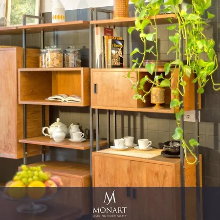 Monart Hospitality Cavour Bed & Breakfast 2*