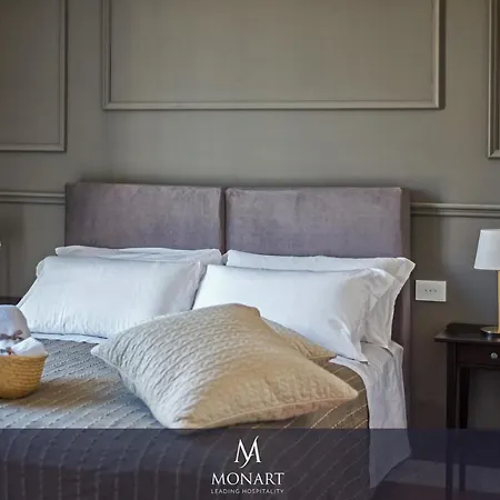 Monart Hospitality Cavour Bed & Breakfast Naples