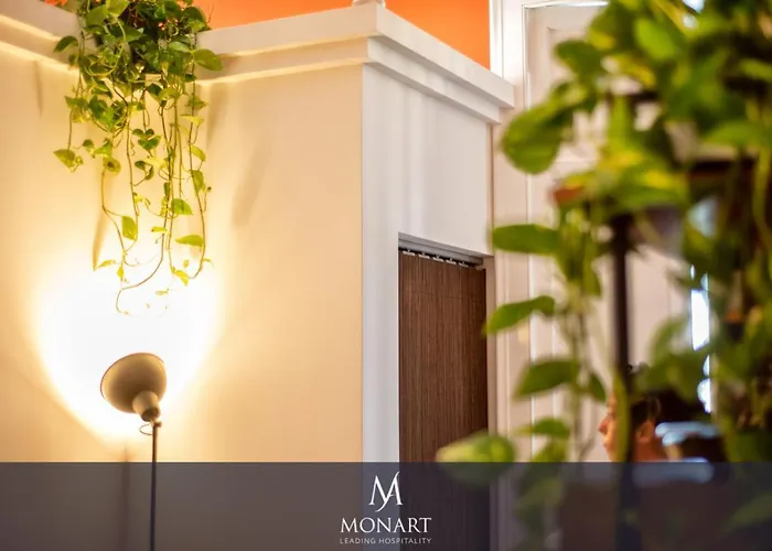 Monart Hospitality Cavour Gasthuis 4*