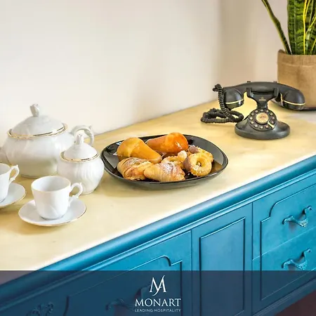 Casa de hóspedes Monart Hospitality Cavour 4*