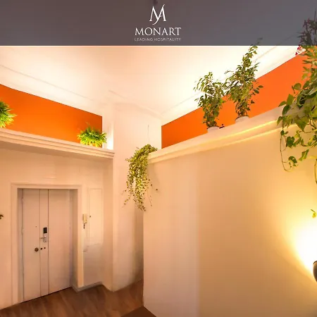Monart Hospitality Cavour בית הארחה